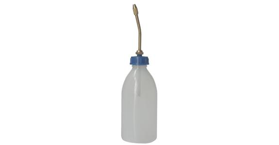 Plastic oiler round container made of polyethylene with brass spray tube 125 ml
