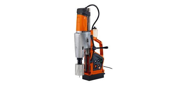 Uniwers. wiertarka rdzeniowa ze stopą magn. KBU110-4M 1700 W, wysokowyd. silnik